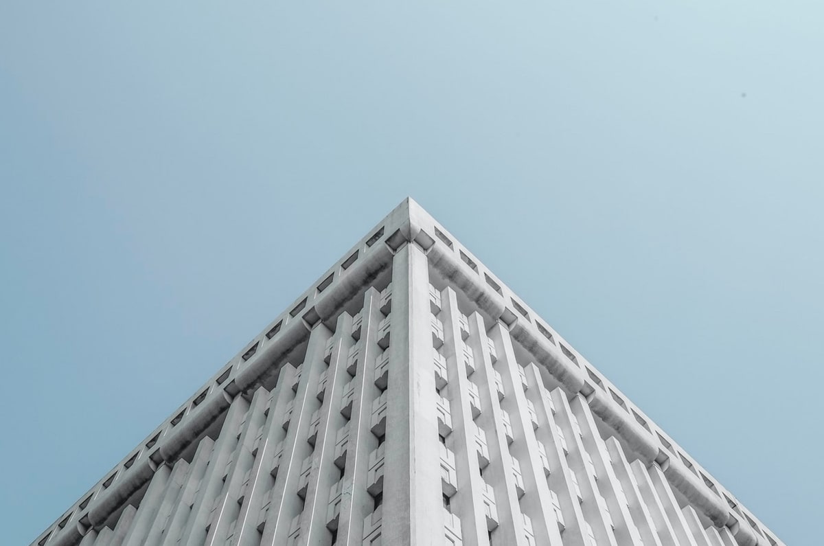 意甲媒体热议：在莱奥加盟米兰的七个赛季里，本赛季莱奥的表现最为出色！