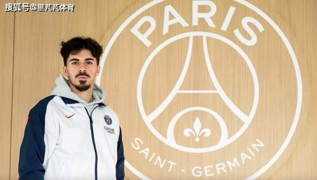 新大师正在养成？25岁葡萄牙中场欧冠+欧国联到手，攻防转换俱佳